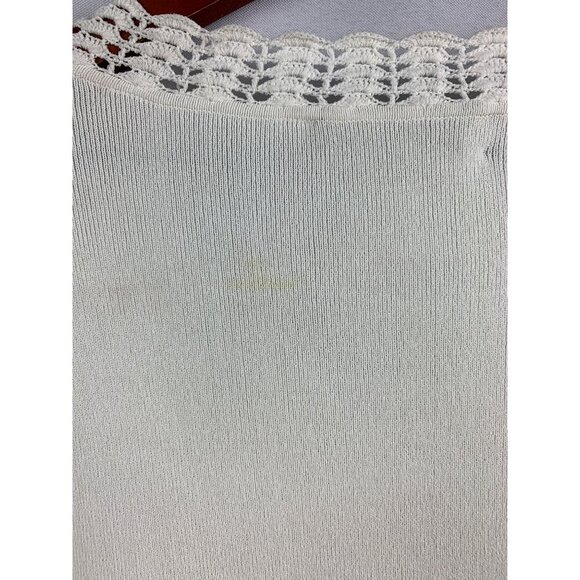 Cable & Gauge White Crochet Trim V-Neck Sweater Medium - Picture 5 of 6